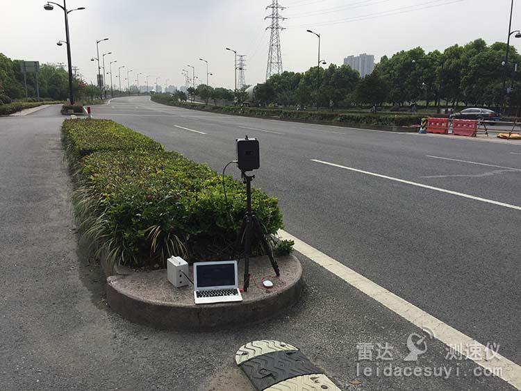 HT3000-E移动高清测速仪城际道路测速效果图